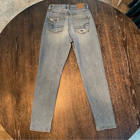 American Eagle Distressed Ripped Denim Mom Jeans Size 0 Regular - Picture 3 of 13